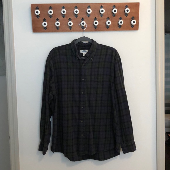 Old Navy Navy/Green Plaid Flannel - Picture 2 of 5